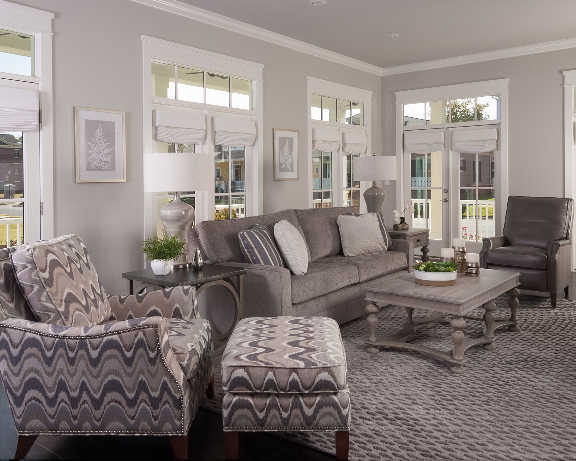 Professional Interior Designer, MD Services