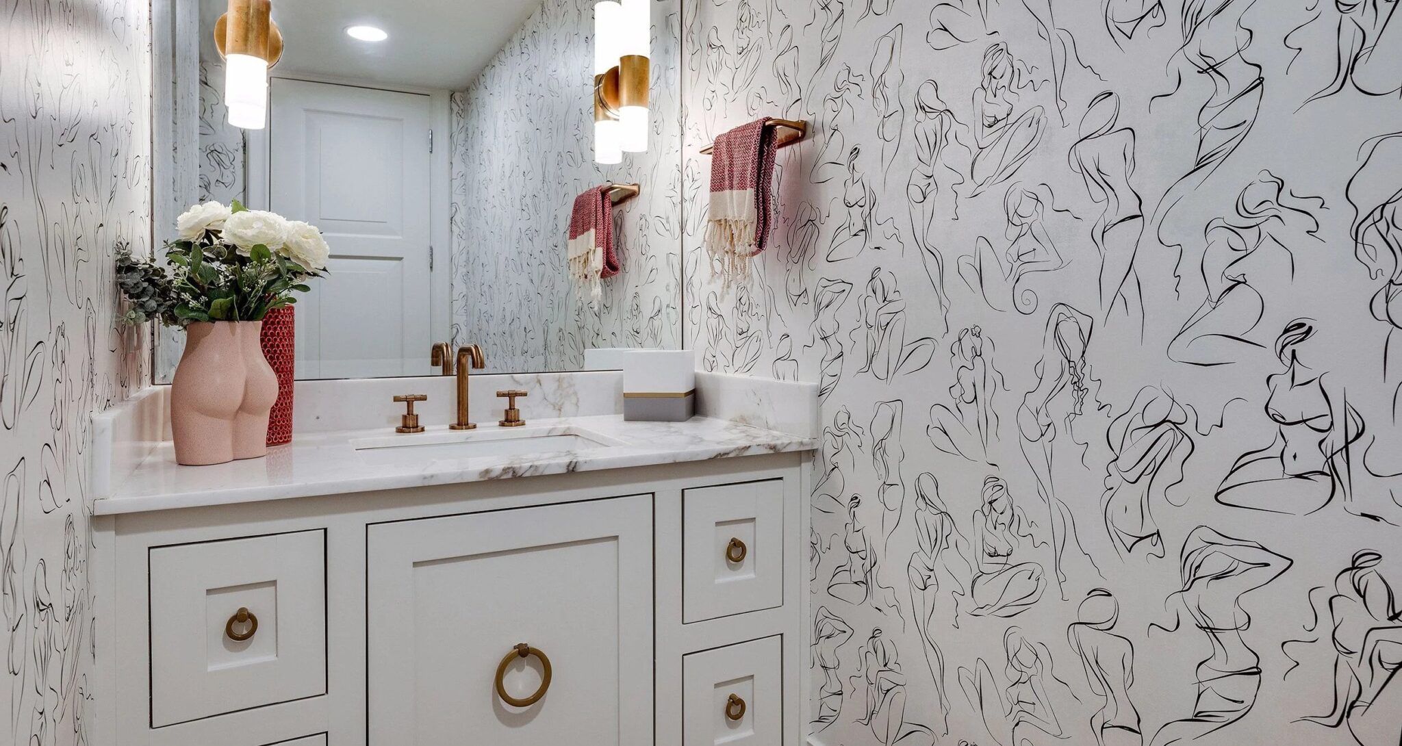 Bathroom Wallpaper Ideas: Elevate Your Space with Stunning Designs